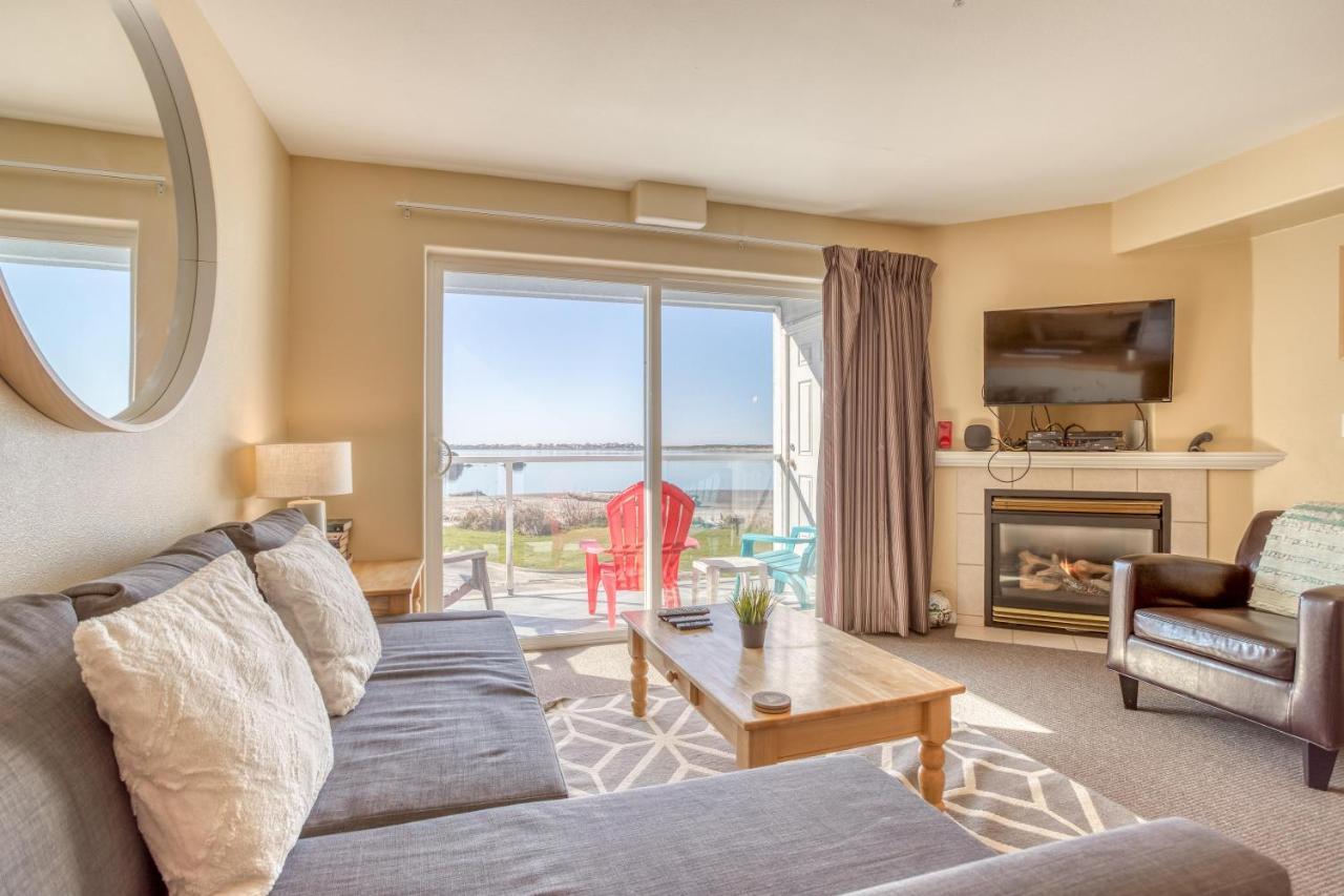 Birds Nest Suite Lincoln City Exterior photo